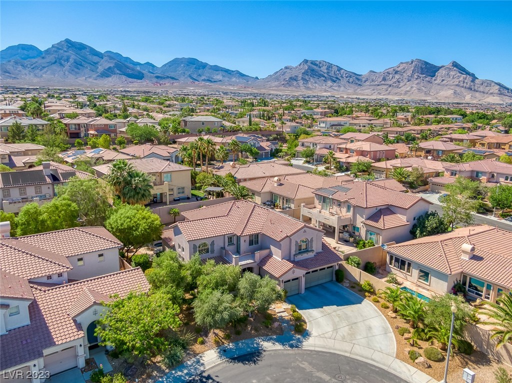 375 Tierras Blancos Court