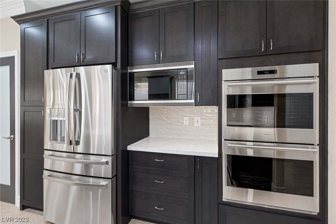 375 Tierras Blancos Court