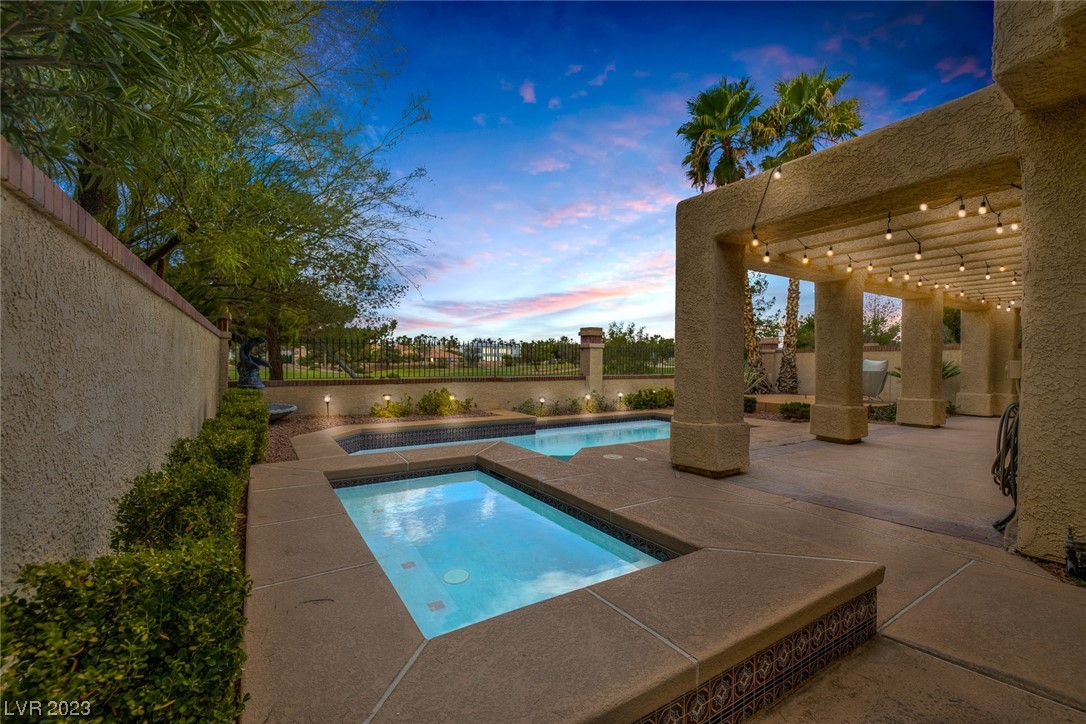 7595 Spanish Bay Drive