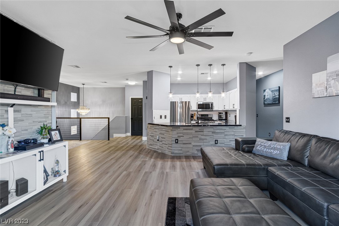 8724 Red Rio Drive 201