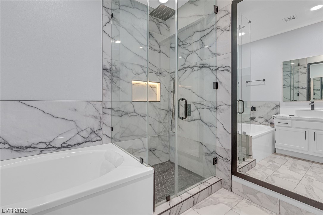 8724 Red Rio Drive 201