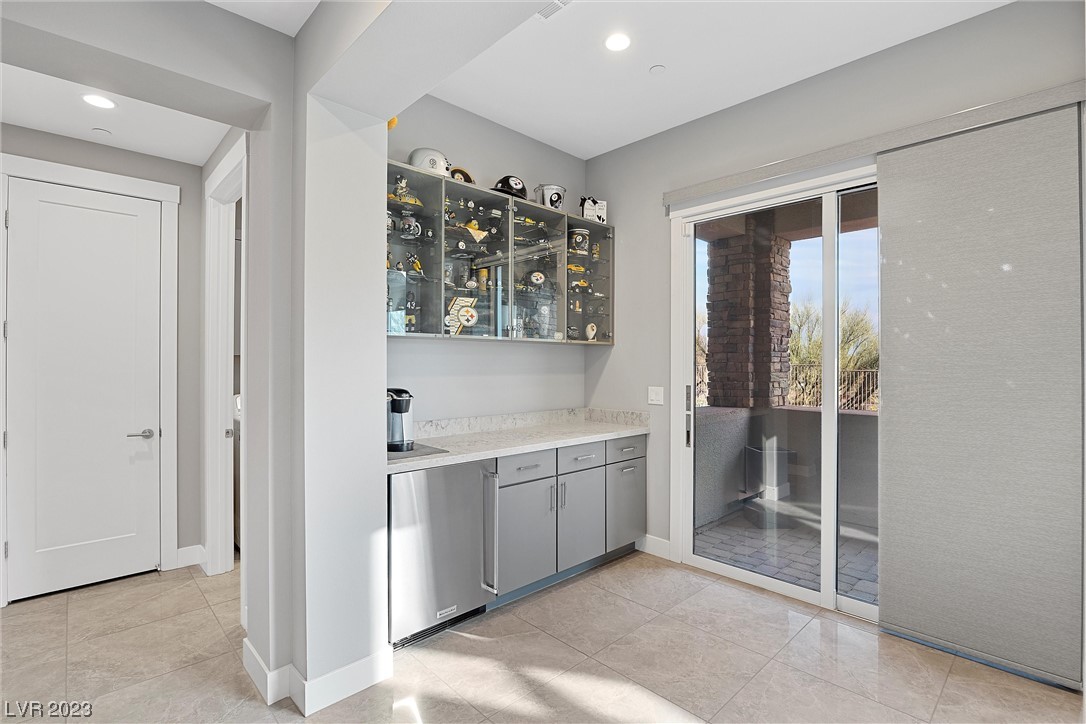 11280 Granite Ridge Drive 1011