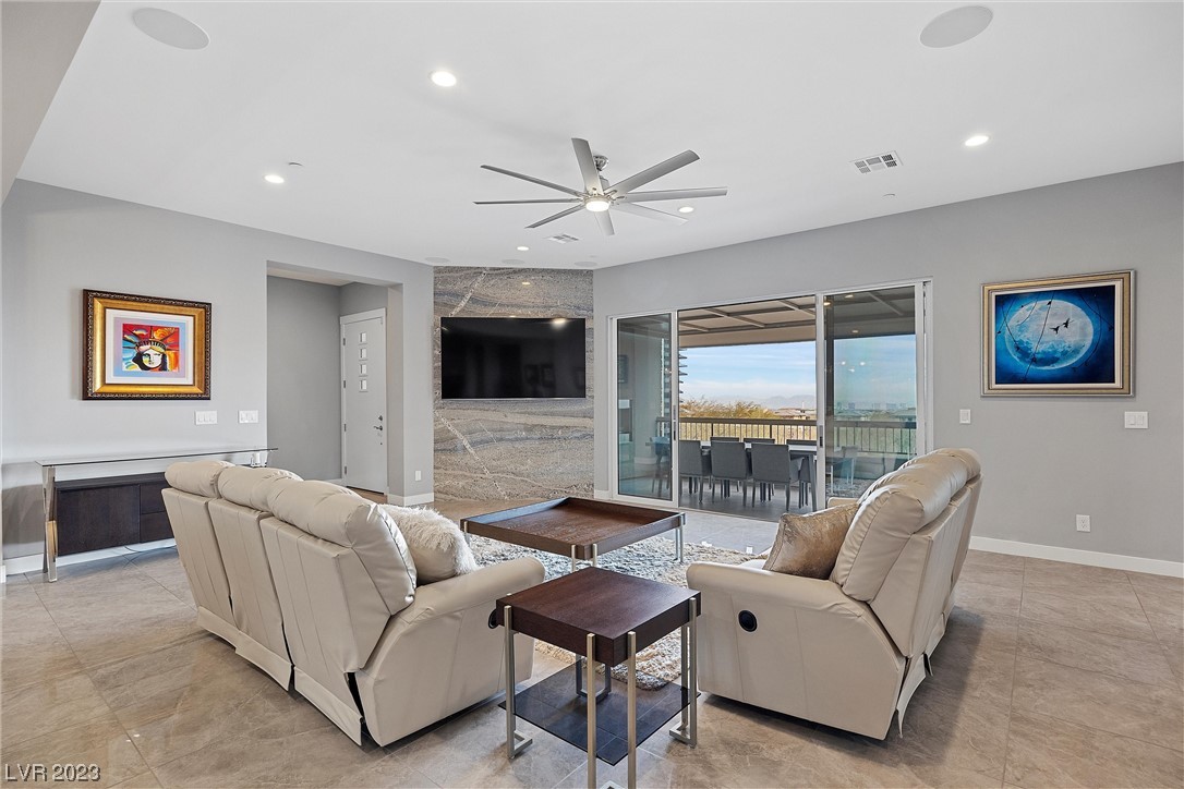 11280 Granite Ridge Drive 1011
