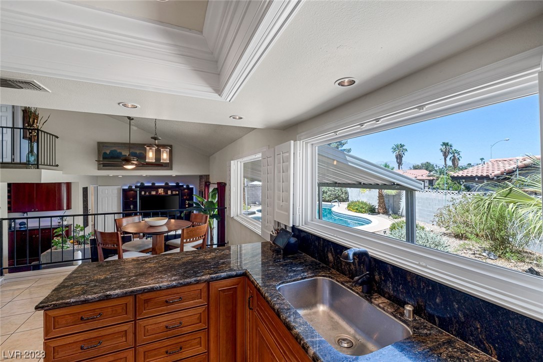 3955 Glory Court