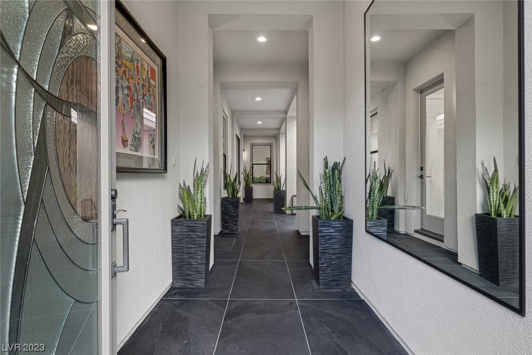 35 Panorama Crest Avenue