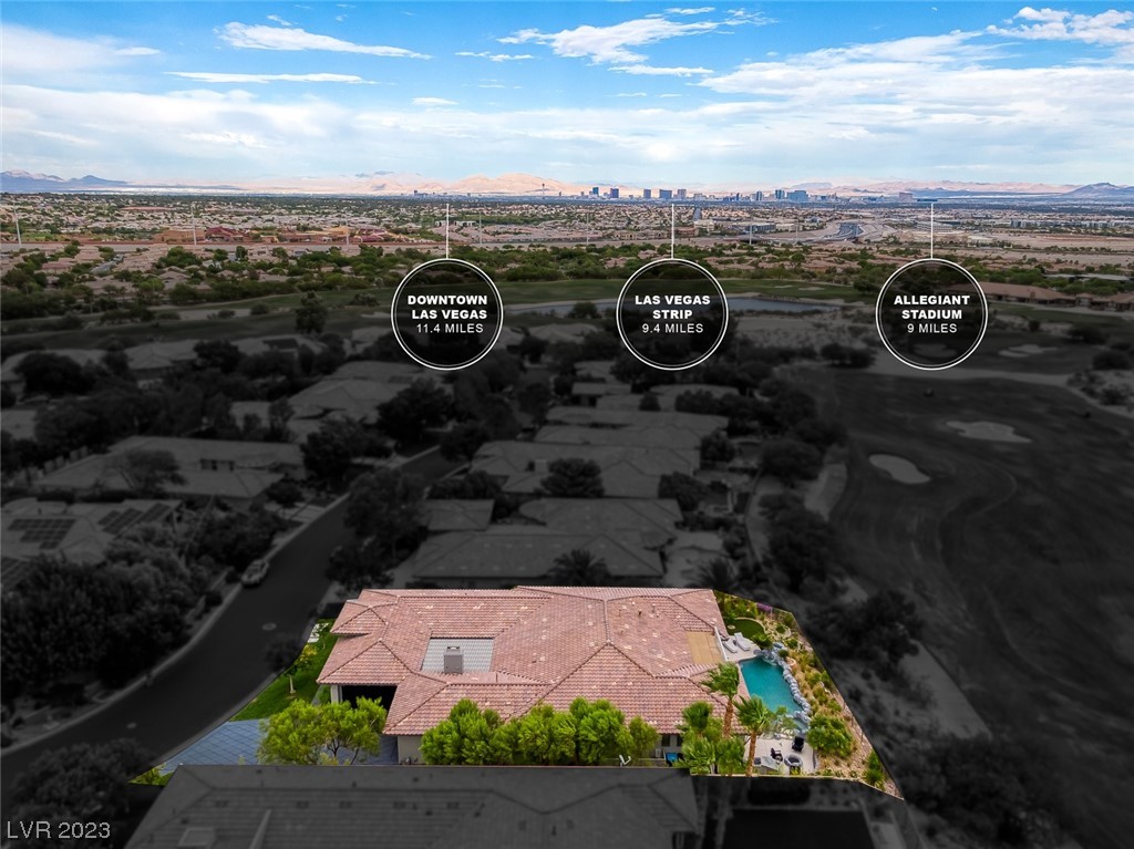 35 Panorama Crest Avenue