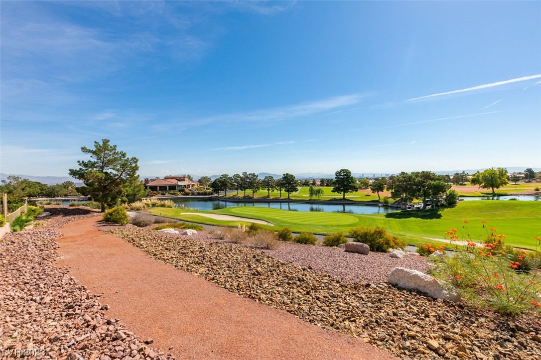 2912 Vista Butte Drive