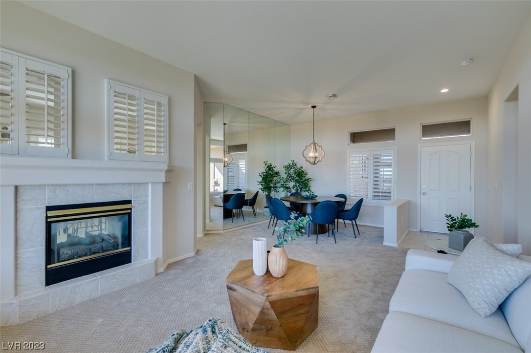2912 Vista Butte Drive