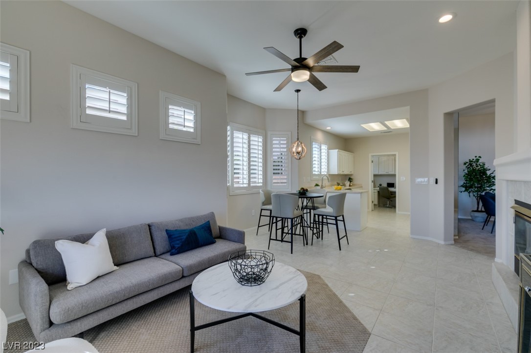 2912 Vista Butte Drive