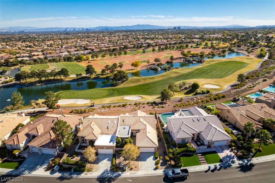 2912 Vista Butte Drive