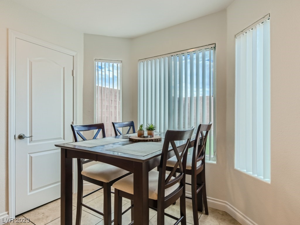 7641 Highland Pony Street