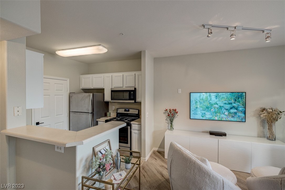 7115 South Durango Drive 304