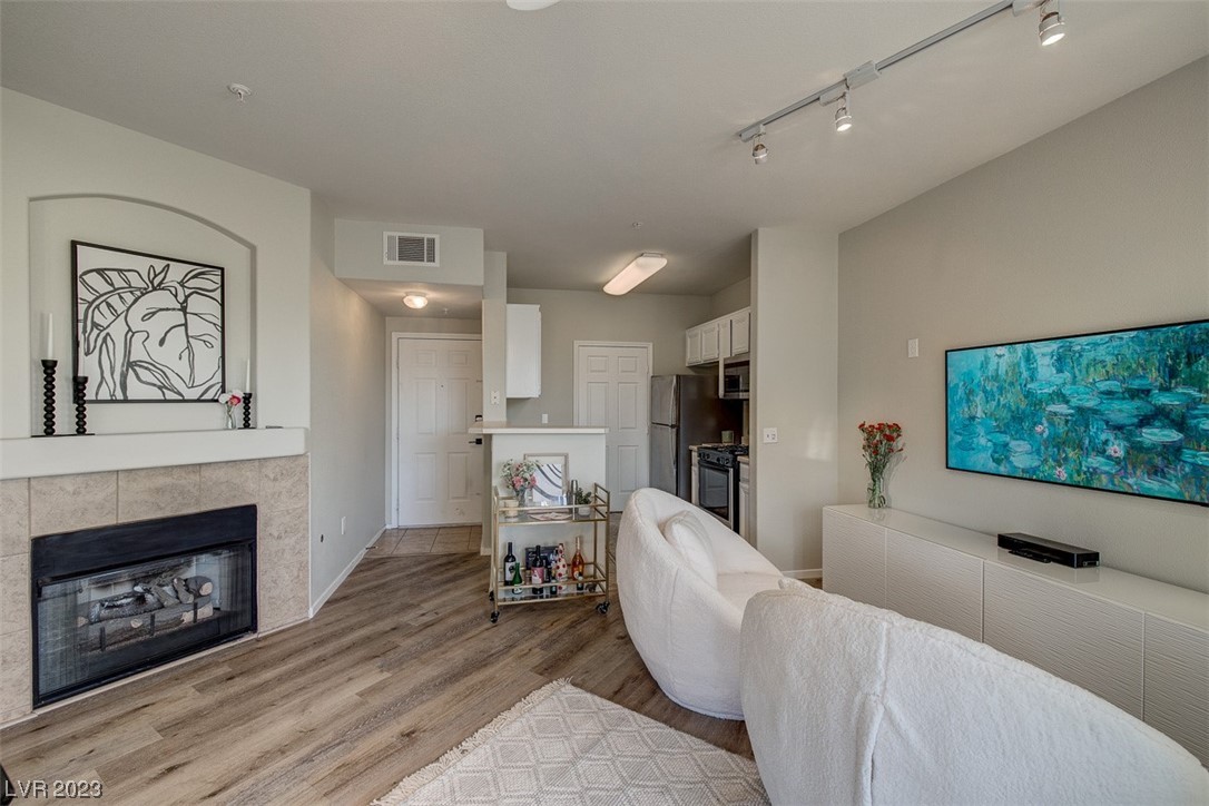 7115 South Durango Drive 304