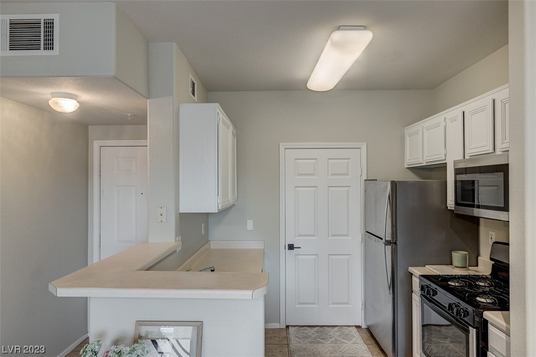 7115 South Durango Drive 304