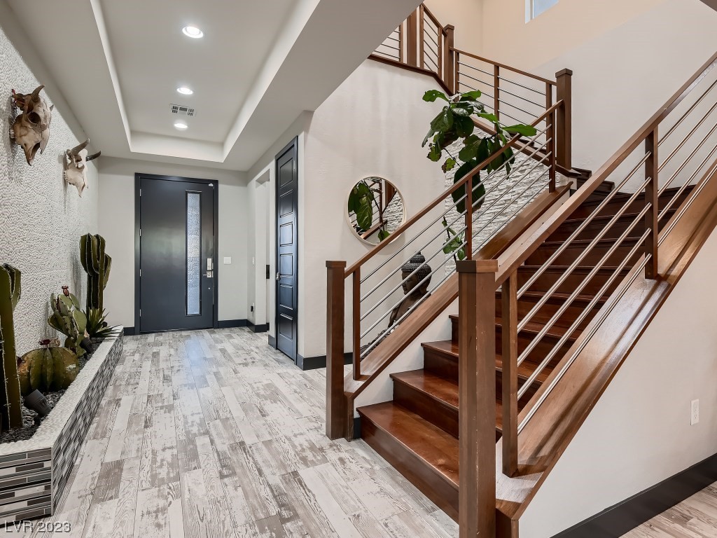 8238 Canyon Tree Court
