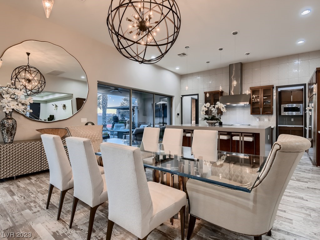 8238 Canyon Tree Court