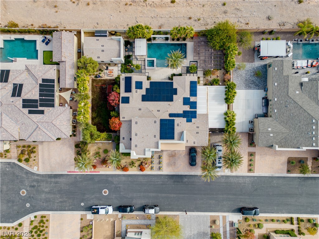 8238 Canyon Tree Court