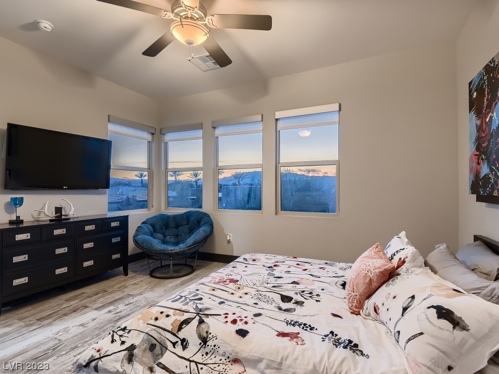 8238 Canyon Tree Court