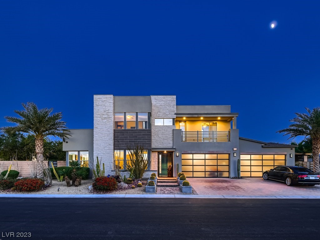 8238 Canyon Tree Court