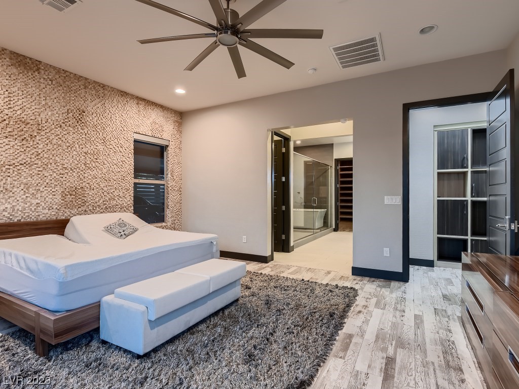 8238 Canyon Tree Court