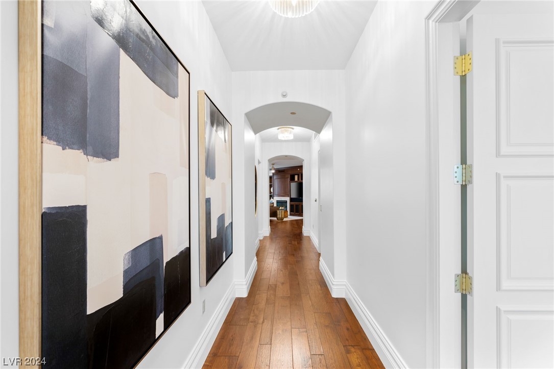 9101 ALTA Drive 404