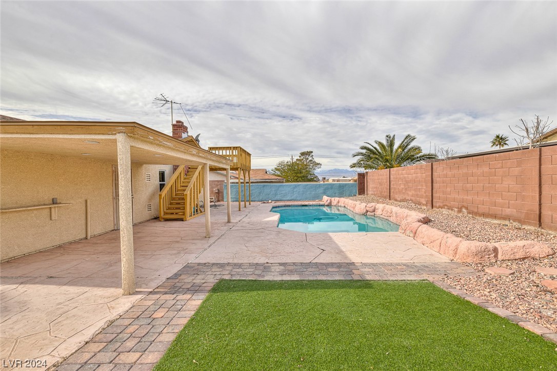 6750 Legalla Lane