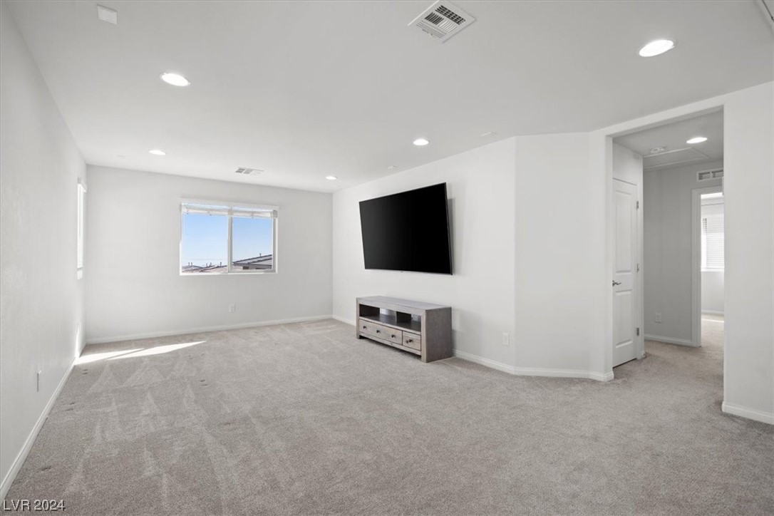 476 Bolsa Basin Avenue