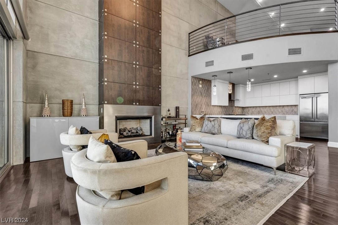 11441 Allerton Park Drive 415