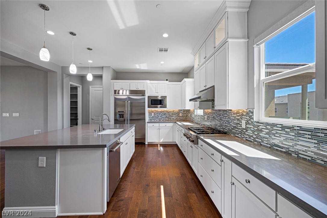 11280 Granite Ridge Drive 1097