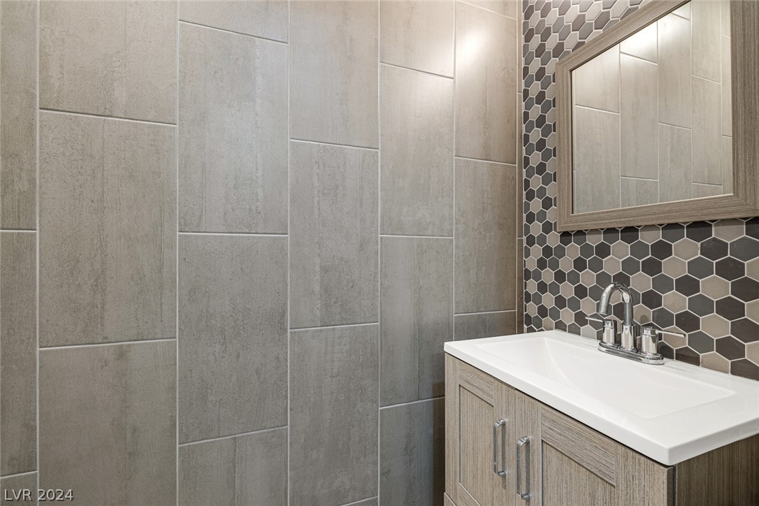 11280 Granite Ridge Drive 1097