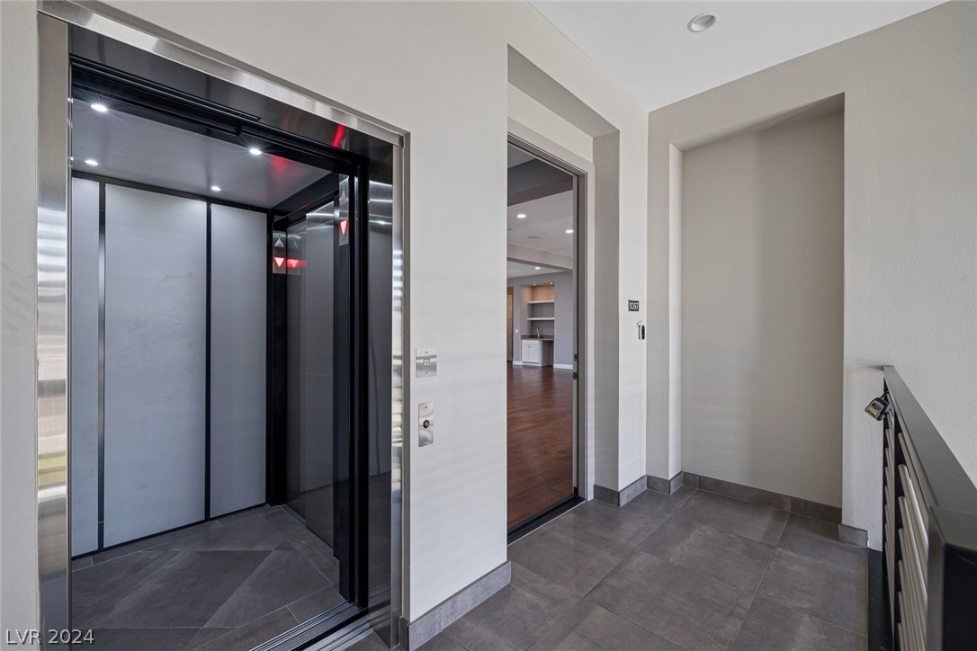 11280 Granite Ridge Drive 1097