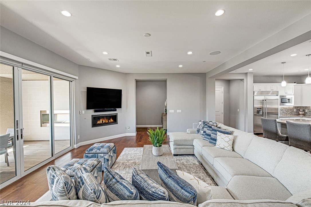 11280 Granite Ridge Drive 1097