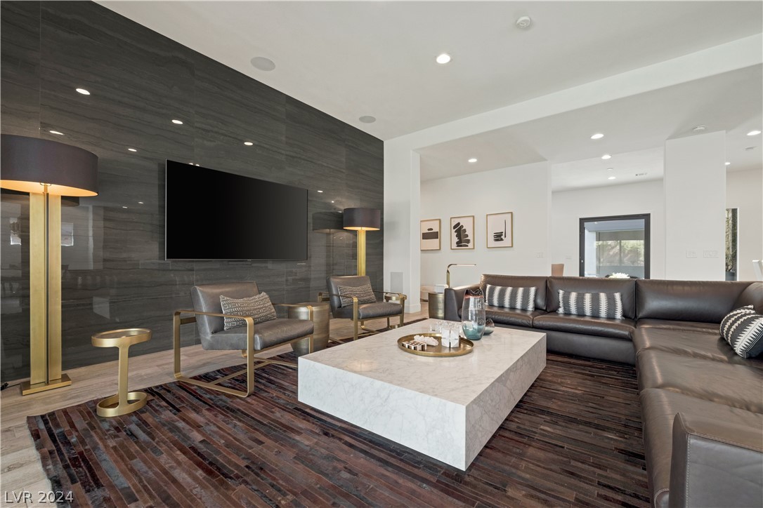 76 Panorama Crest Avenue