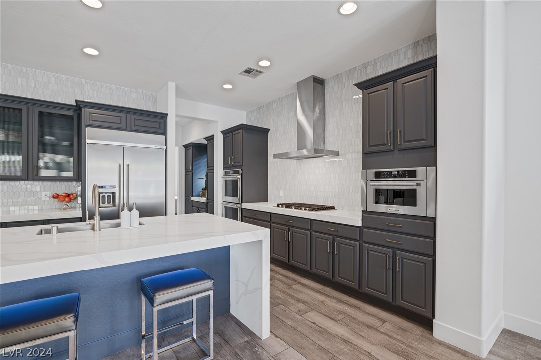 76 Panorama Crest Avenue