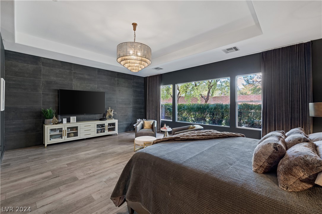 76 Panorama Crest Avenue