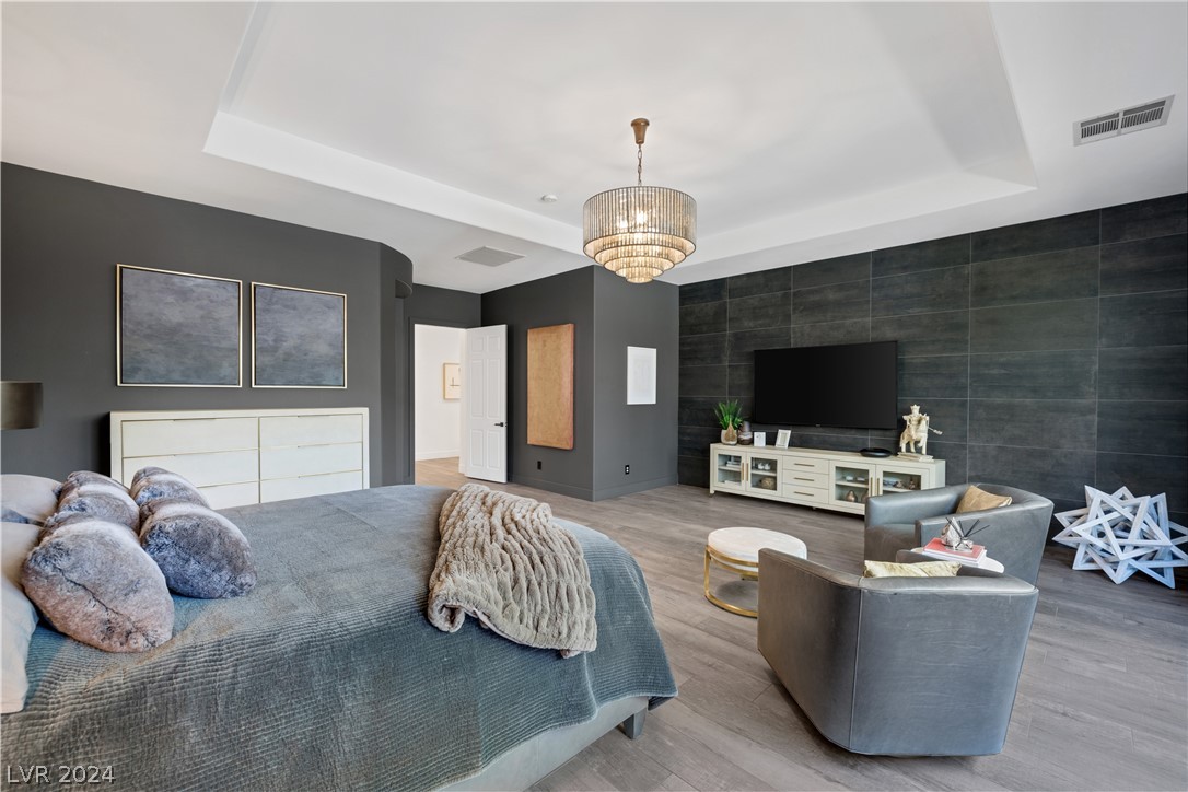 76 Panorama Crest Avenue