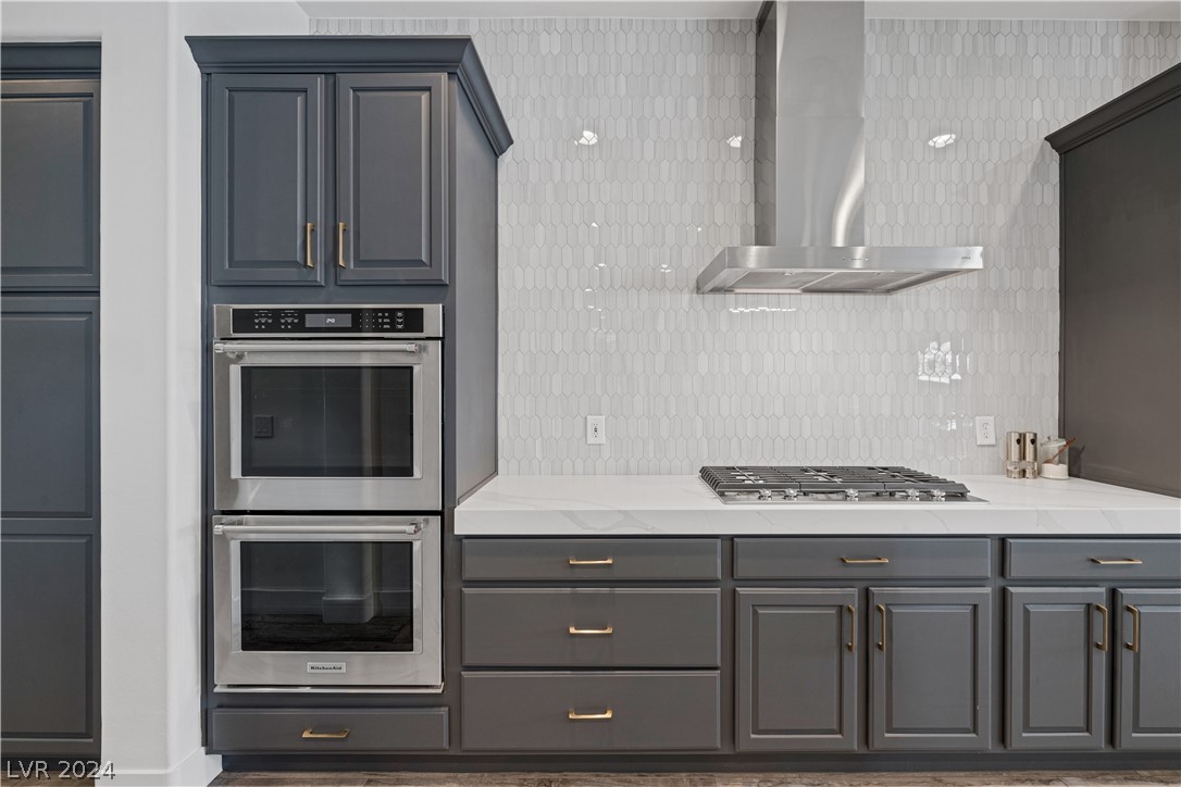 76 Panorama Crest Avenue