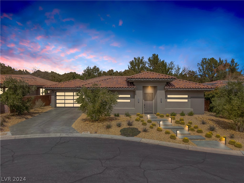 76 Panorama Crest Avenue