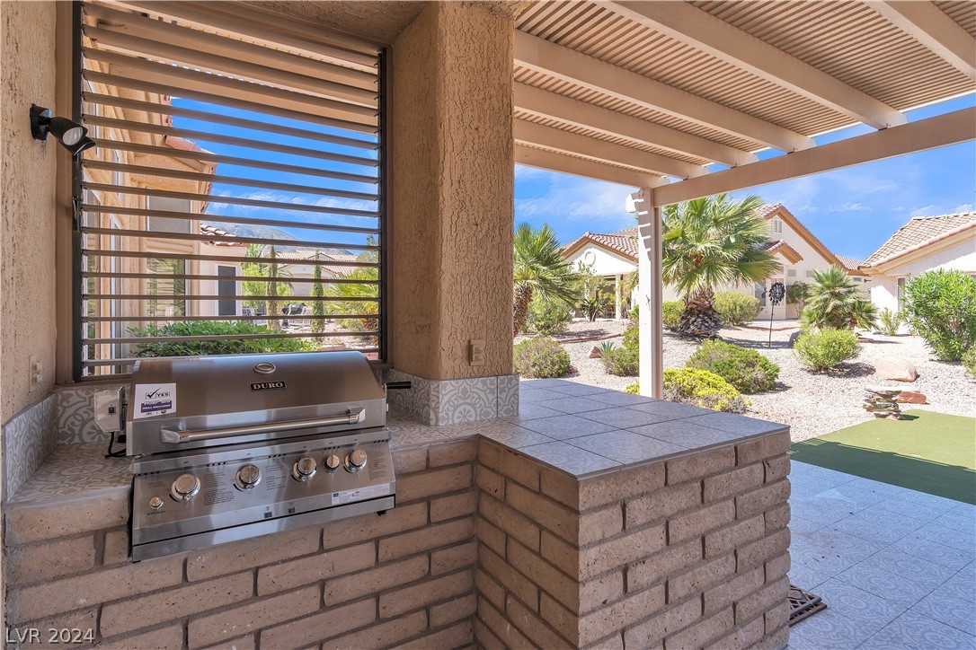 10040 Woodhouse Drive