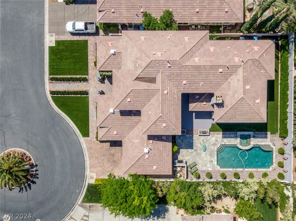 209 Satin Mist Court