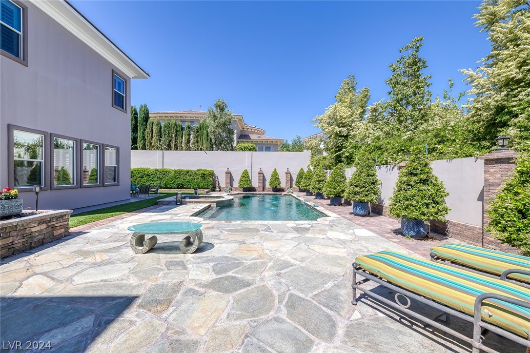 209 Satin Mist Court