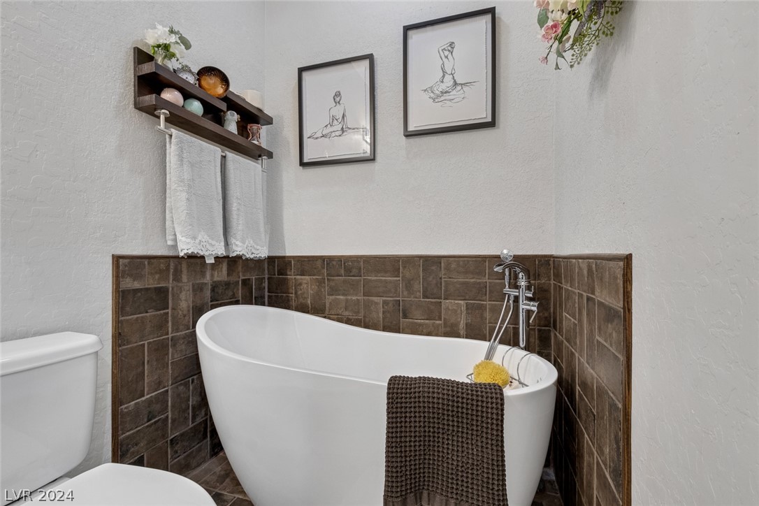 10593 Agate Knoll Lane