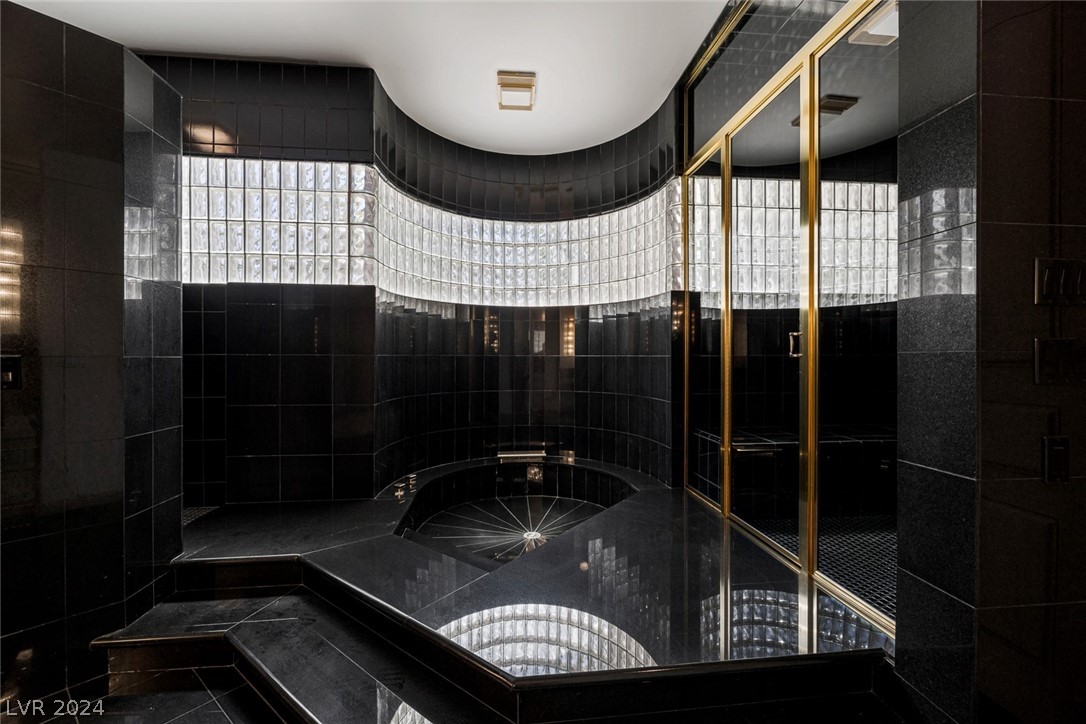 14 Quail Hollow Drive