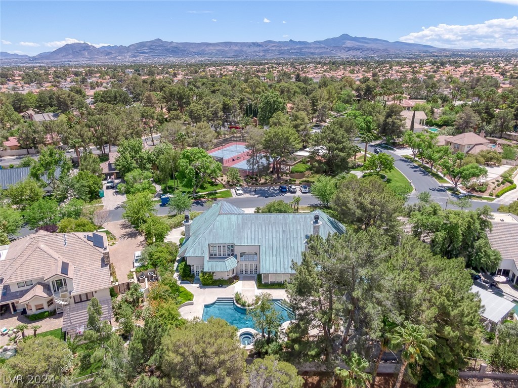 14 Quail Hollow Drive