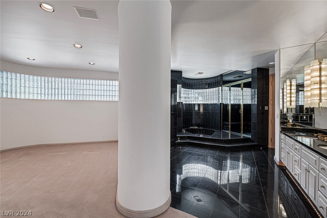 14 Quail Hollow Drive