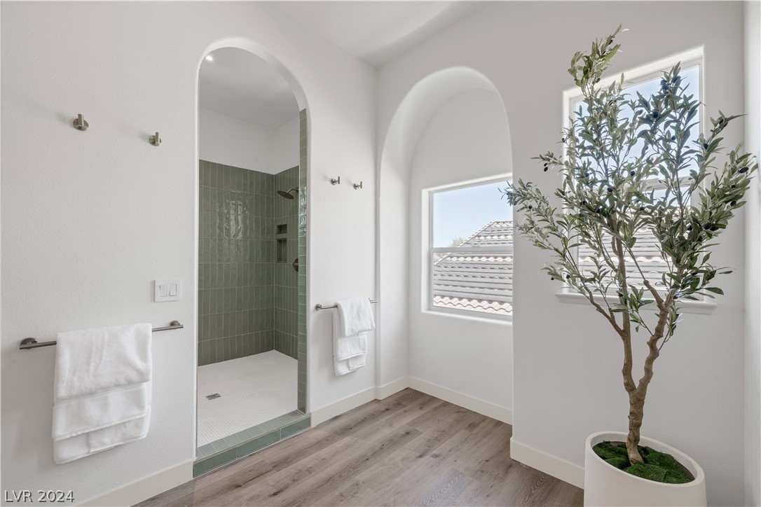 5736 Heather Breeze Court
