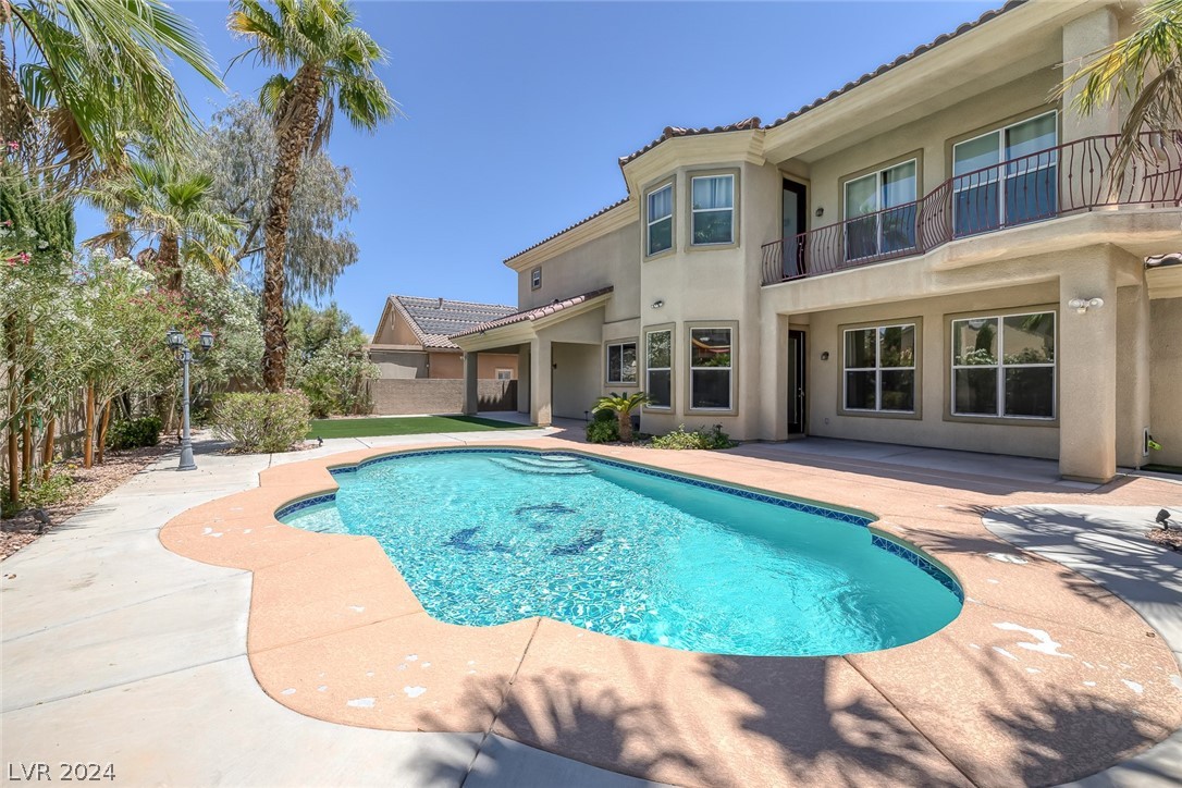 5736 Heather Breeze Court