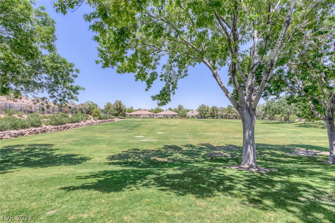 5736 Heather Breeze Court