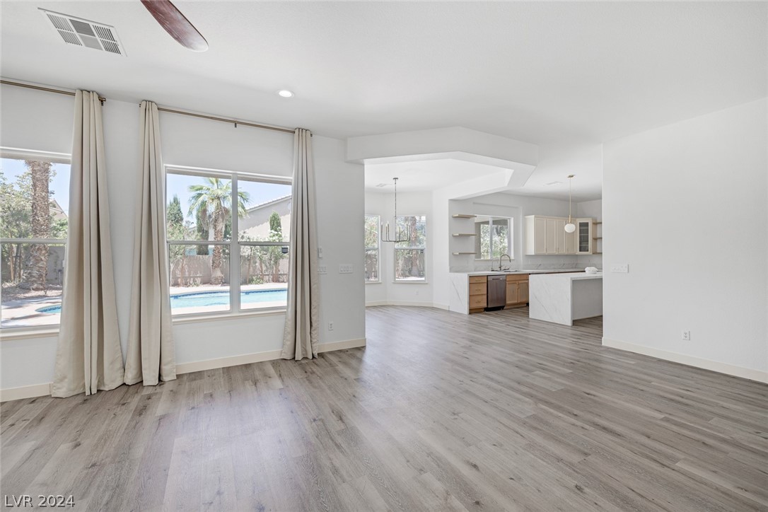 5736 Heather Breeze Court