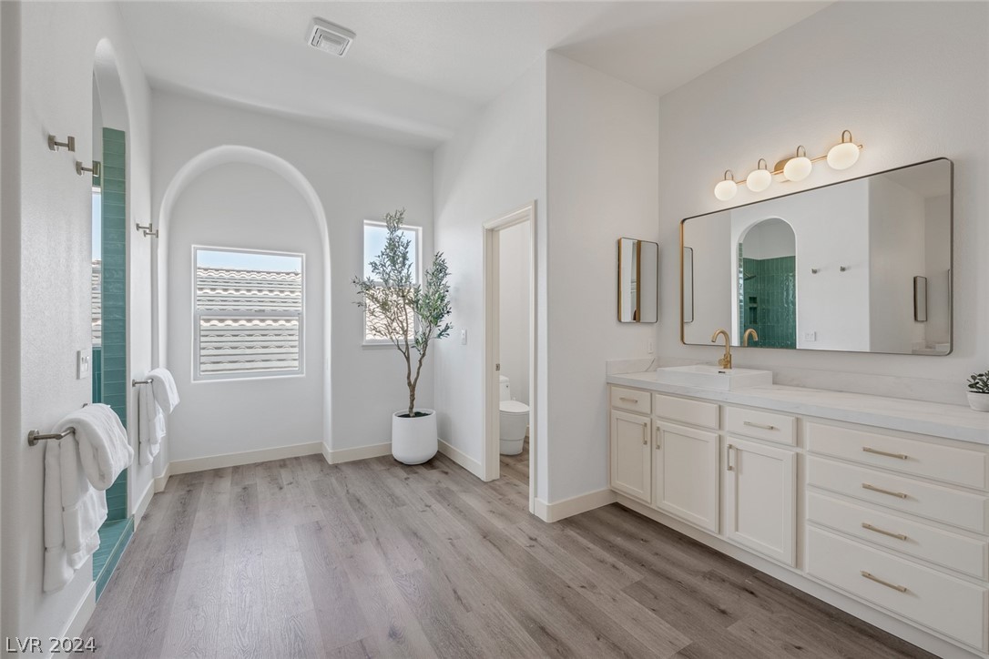 5736 Heather Breeze Court